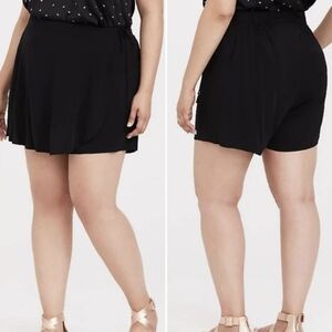 Torrid Black Women's Skorts Size 4